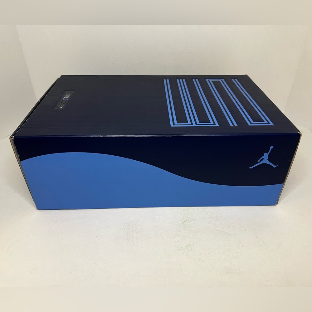 Nike Air Jordan 11 Retro Size 11.5 w/ Box EUC - Picture 12 of 16